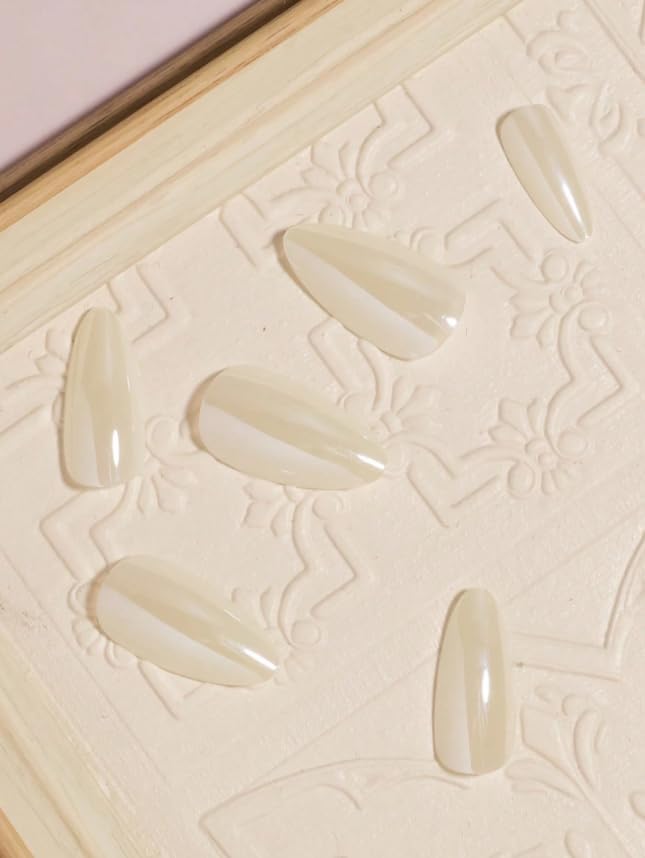 24-Piece Press-On Nails, Glossy Bright Red, False Nail Set, Luxury, Reusable (Light Pink - Almond)